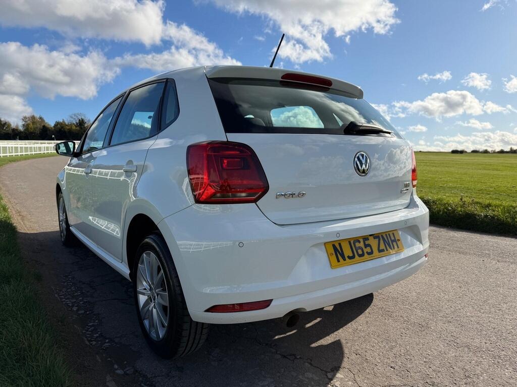 Used Volkswagen Polo 2015 for sale - 76471319: Photo 6