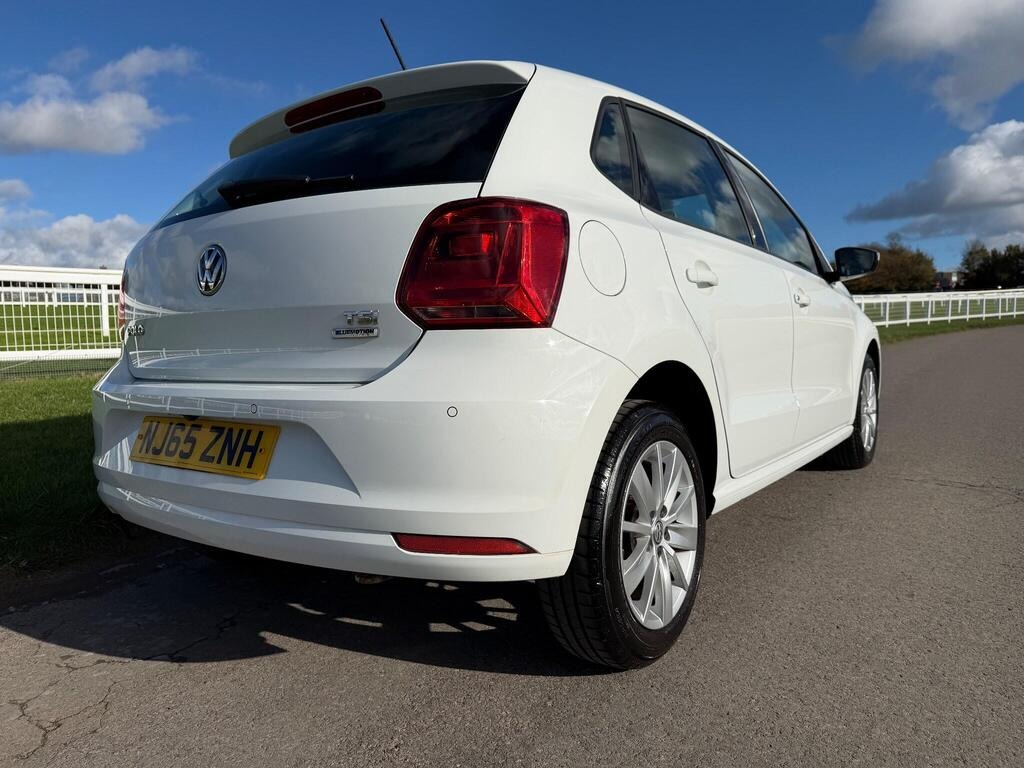 Used Volkswagen Polo 2015 for sale - 76471319: Photo 8