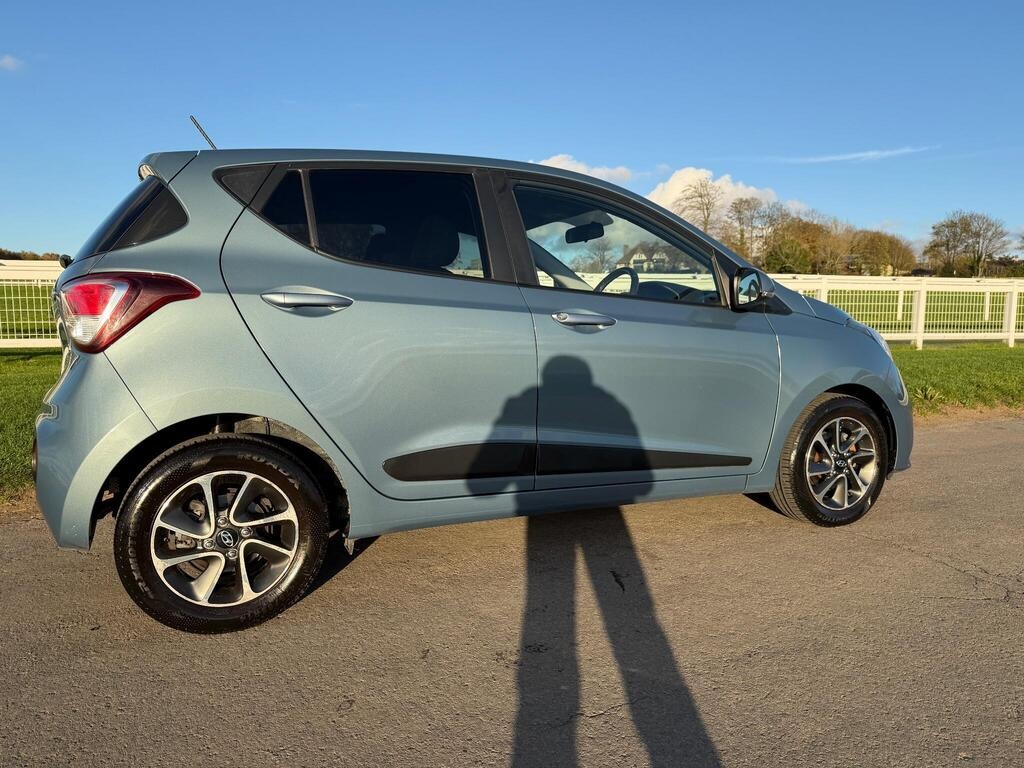 Used Hyundai i10 2017 for sale - 76960259: Photo 10