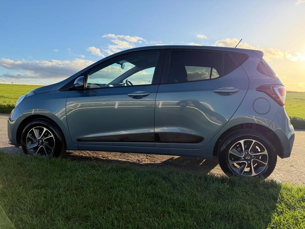 Used Hyundai i10 2017 for sale - 76960259: Photo 4