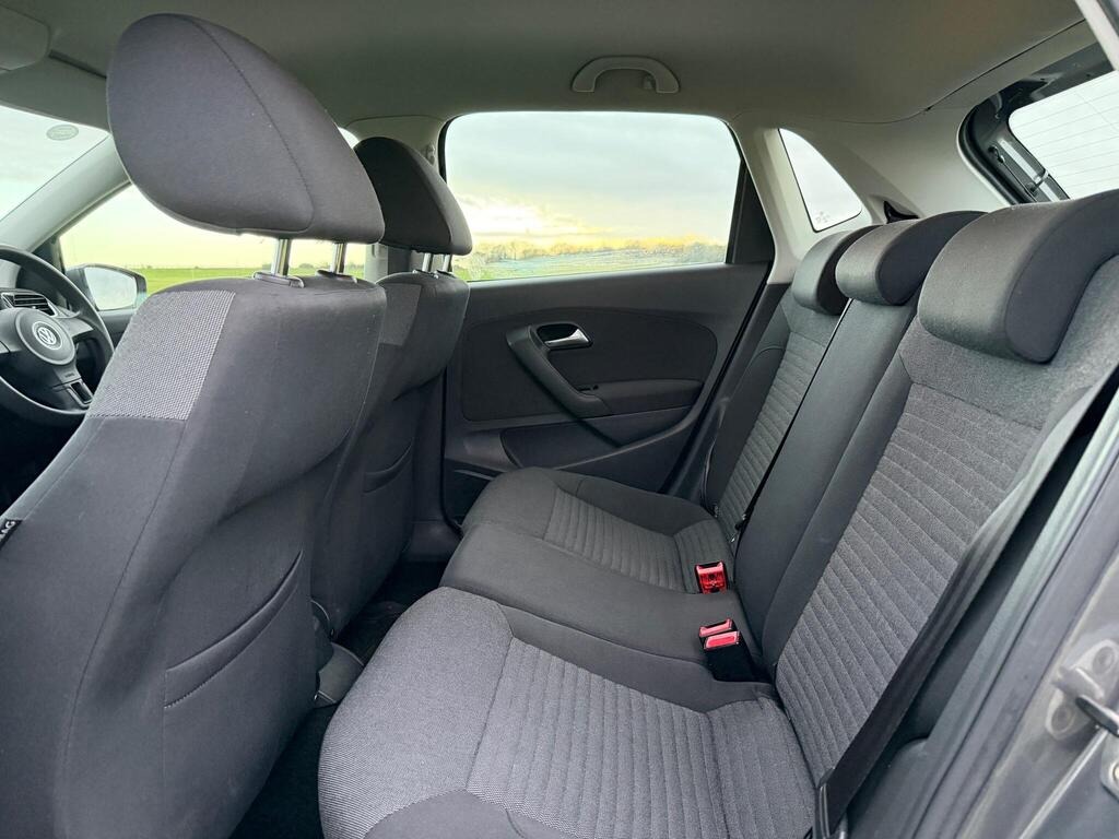 Used Volkswagen Polo 2010 for sale - 76864149: Photo 27