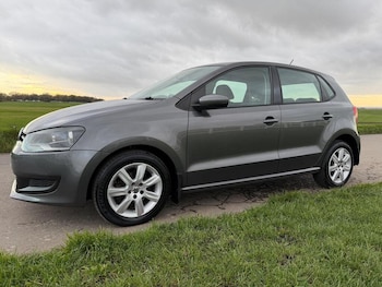 Used Volkswagen Polo 2010 for sale - 76864149: Photo