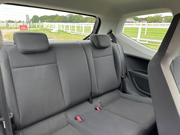 Used Volkswagen up! 2015 for sale - 75680308: Photo 19