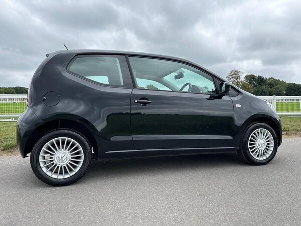 Used Volkswagen up! 2015 for sale - 75680308: Photo 9