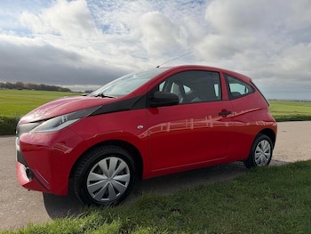 Used Toyota AYGO 2015 for sale - 76663335: Photo