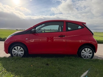 Used Toyota AYGO 2015 for sale - 76663335: Photo