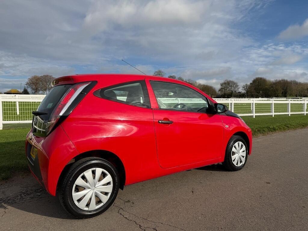 Used Toyota AYGO 2015 for sale - 76663335: Photo 8