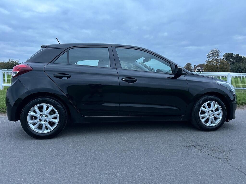 Used Hyundai i20 2016 for sale - 76171342: Photo 11