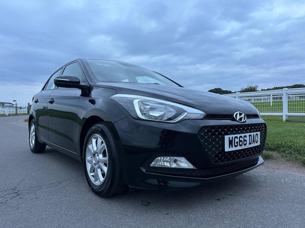 Used Hyundai i20 2016 for sale - 76171342: Photo 14