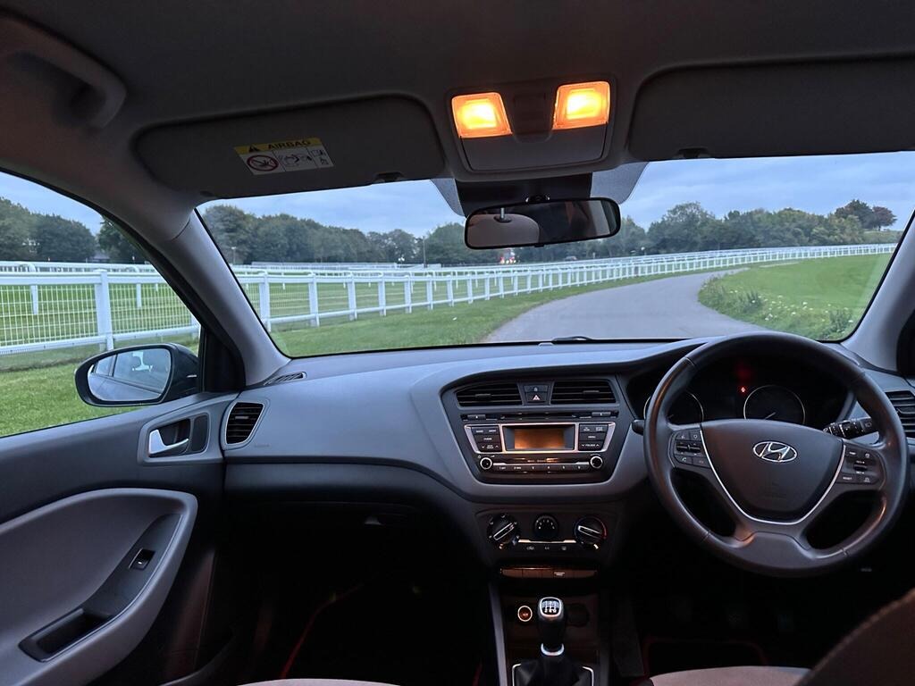 Used Hyundai i20 2016 for sale - 76171342: Photo 17