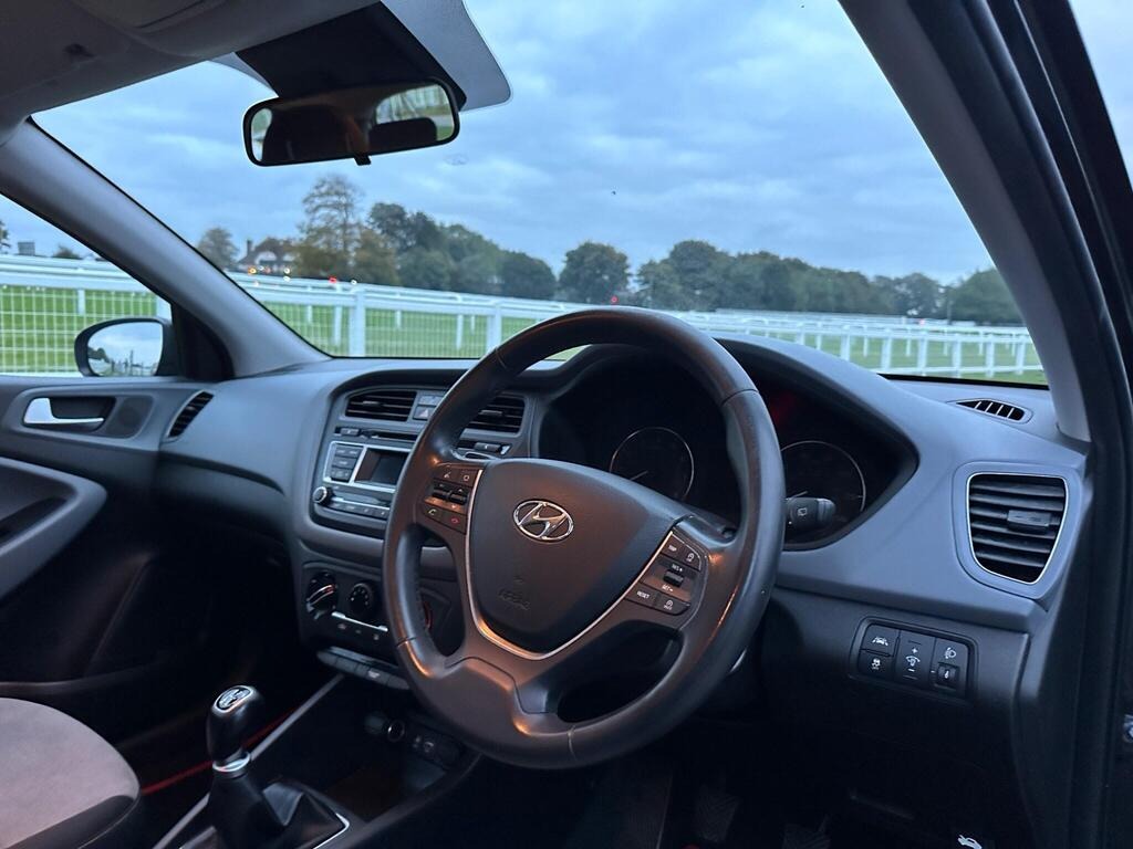 Used Hyundai i20 2016 for sale - 76171342: Photo 18