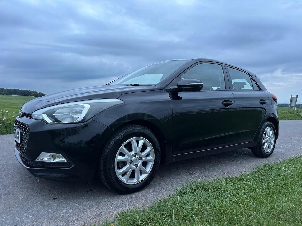 Used Hyundai i20 2016 for sale - 76171342: Photo 2