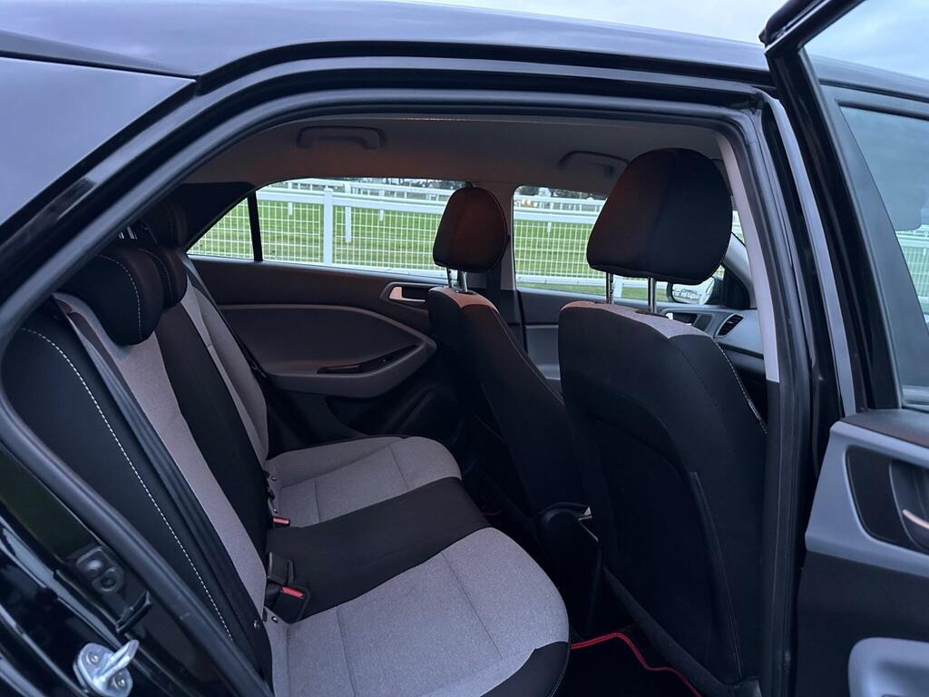 Used Hyundai i20 2016 for sale - 76171342: Photo 24