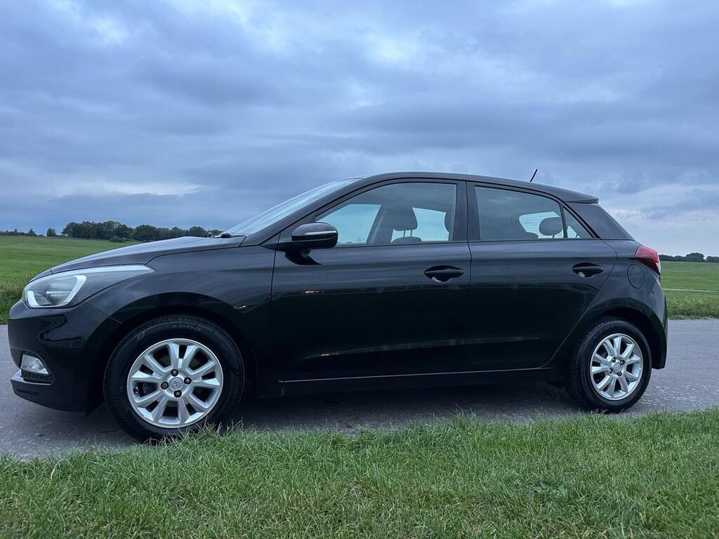 Used Hyundai i20 2016 for sale - 76171342: Photo 3