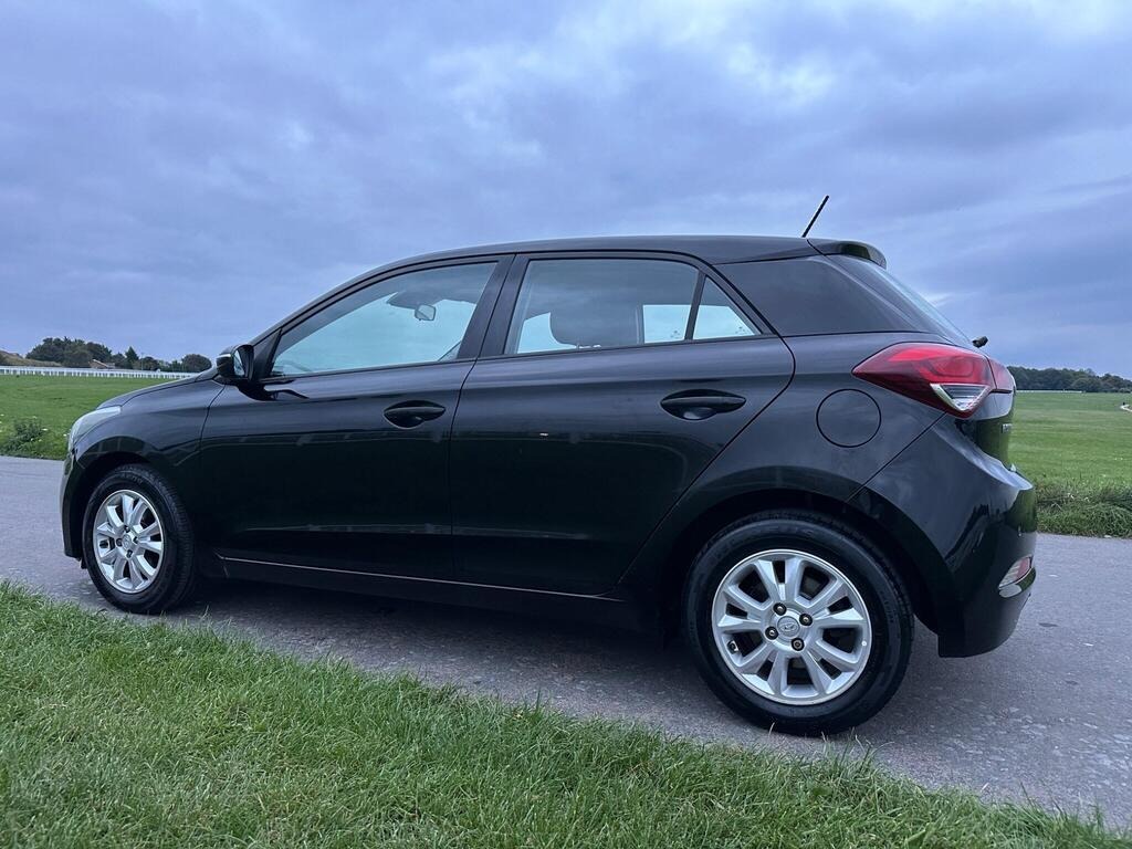 Used Hyundai i20 2016 for sale - 76171342: Photo 5