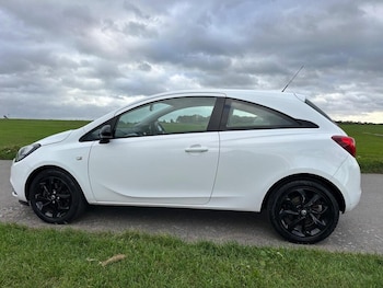 Used Vauxhall Corsa 2015 for sale - 76186575: Photo