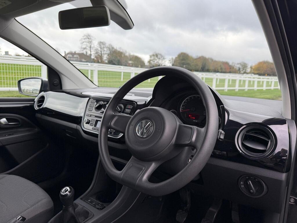 Used Volkswagen up! 2015 for sale - 76510530: Photo 19