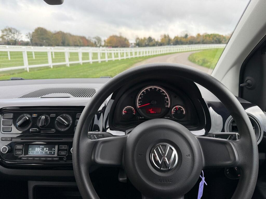 Used Volkswagen up! 2015 for sale - 76510530: Photo 20