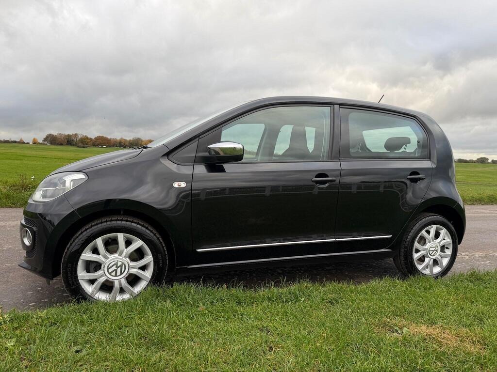 Used Volkswagen up! 2015 for sale - 76510530: Photo 3