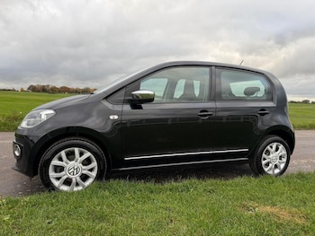 Used Volkswagen up! 2015 for sale - 76510530: Photo
