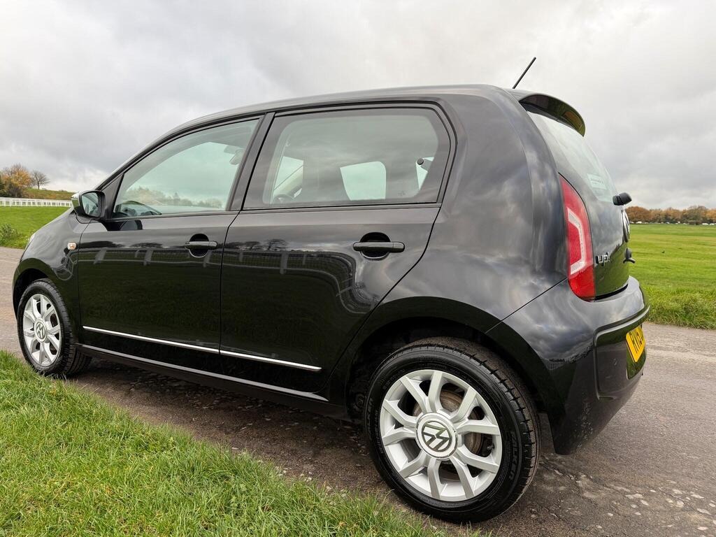 Used Volkswagen up! 2015 for sale - 76510530: Photo 5
