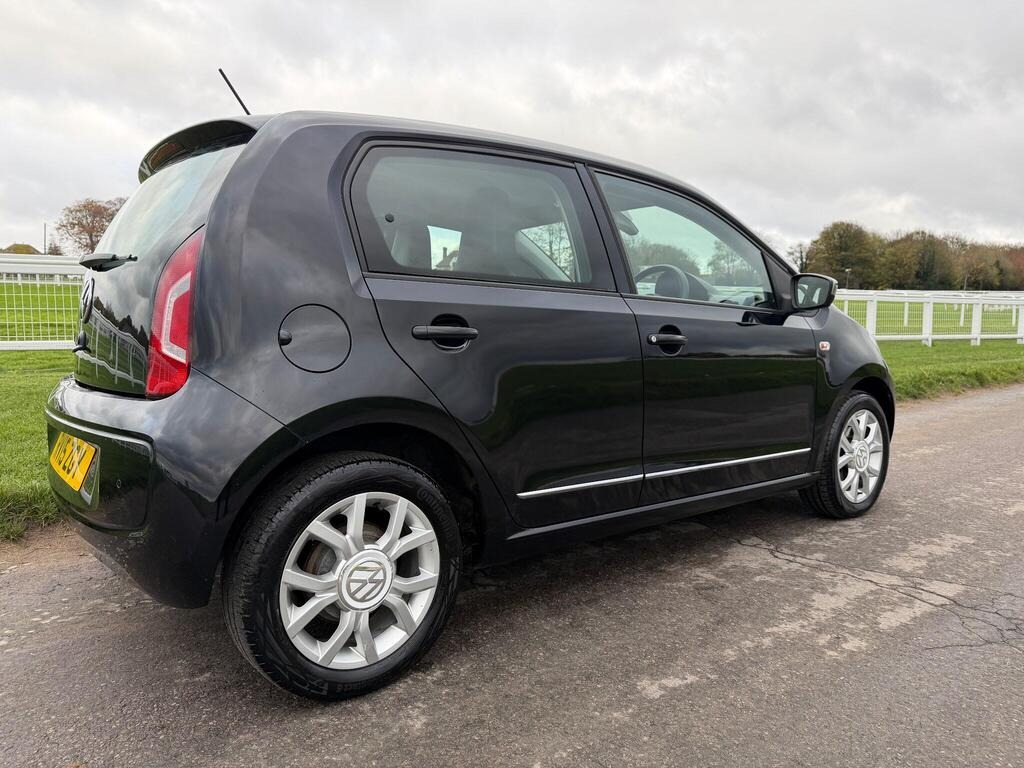Used Volkswagen up! 2015 for sale - 76510530: Photo 9