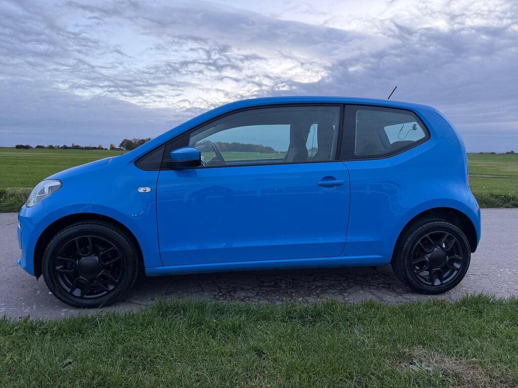 Used Volkswagen up! 2014 for sale - 76471324: Photo 3