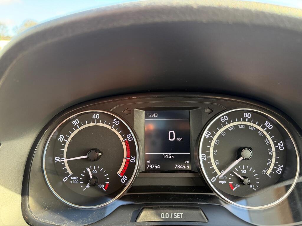 Used Skoda Fabia 2018 for sale - 76940040: Photo 28