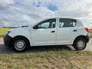 Used Dacia Sandero 2014 for sale - 75283378: Photo