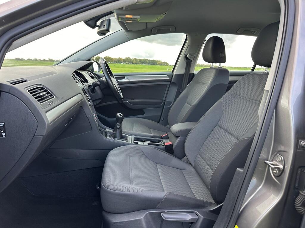 Used Volkswagen Golf 2014 for sale - 76369411: Photo 17