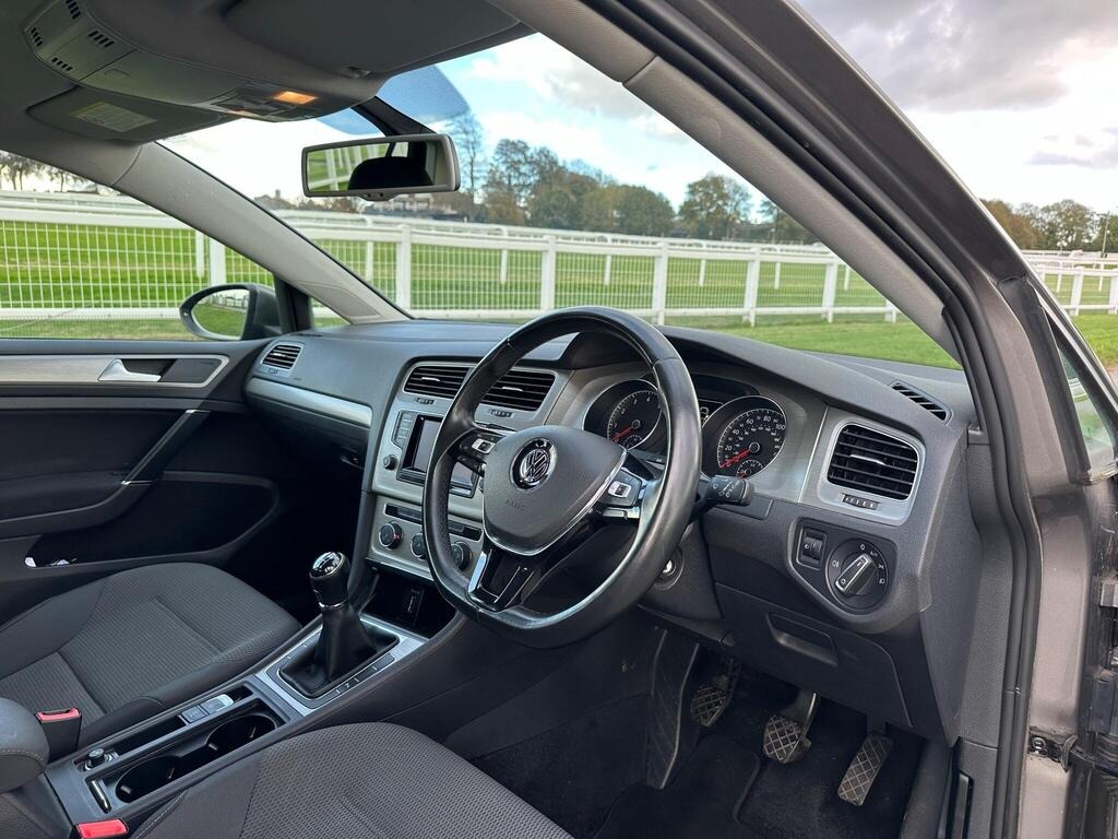 Used Volkswagen Golf 2014 for sale - 76369411: Photo 18