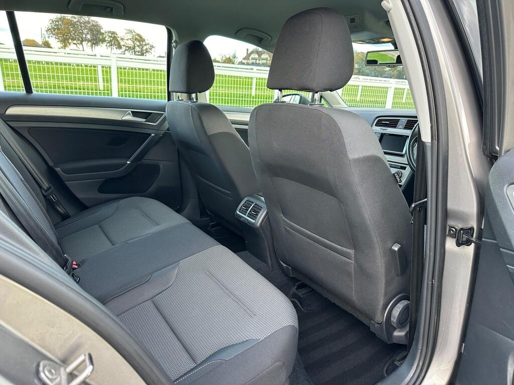 Used Volkswagen Golf 2014 for sale - 76369411: Photo 24