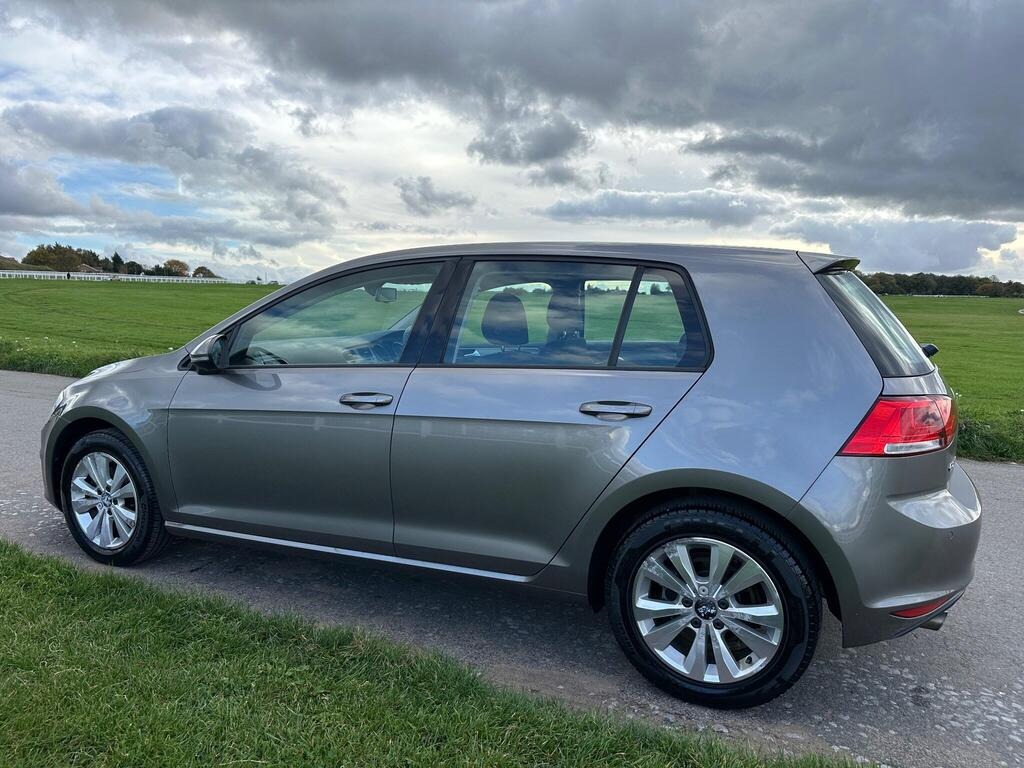 Used Volkswagen Golf 2014 for sale - 76369411: Photo 5