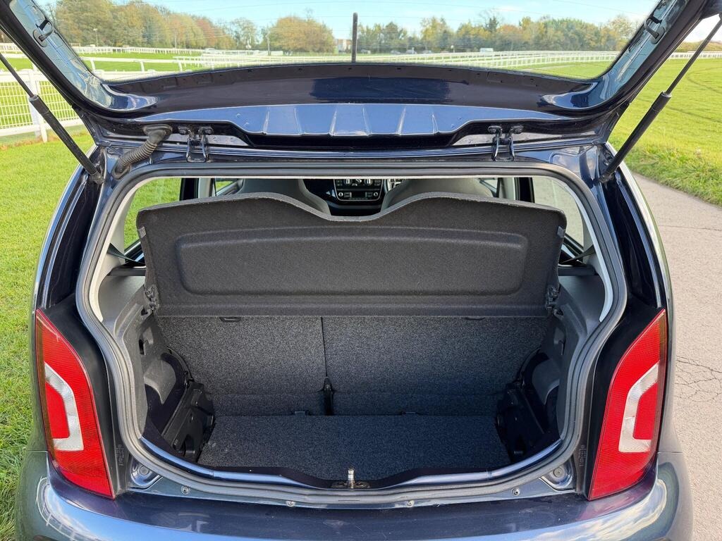 Used Volkswagen up! 2014 for sale - 76440274: Photo 26