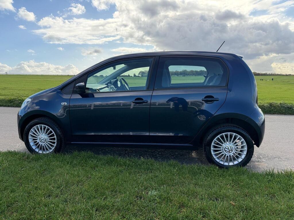 Used Volkswagen up! 2014 for sale - 76440274: Photo 4