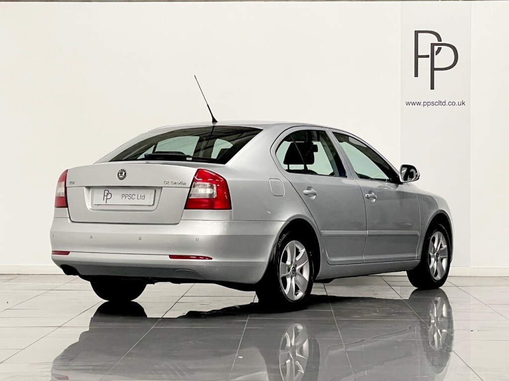 Used Skoda Octavia 2010 for sale - 76819862: Photo 10