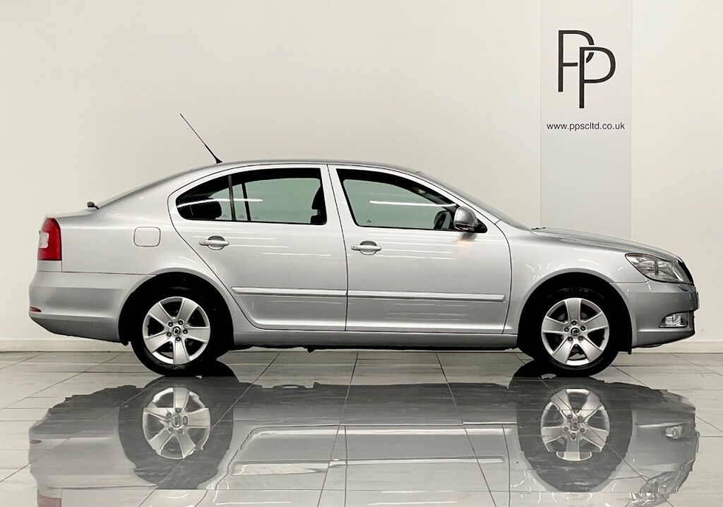 Used Skoda Octavia 2010 for sale - 76819862: Photo 11