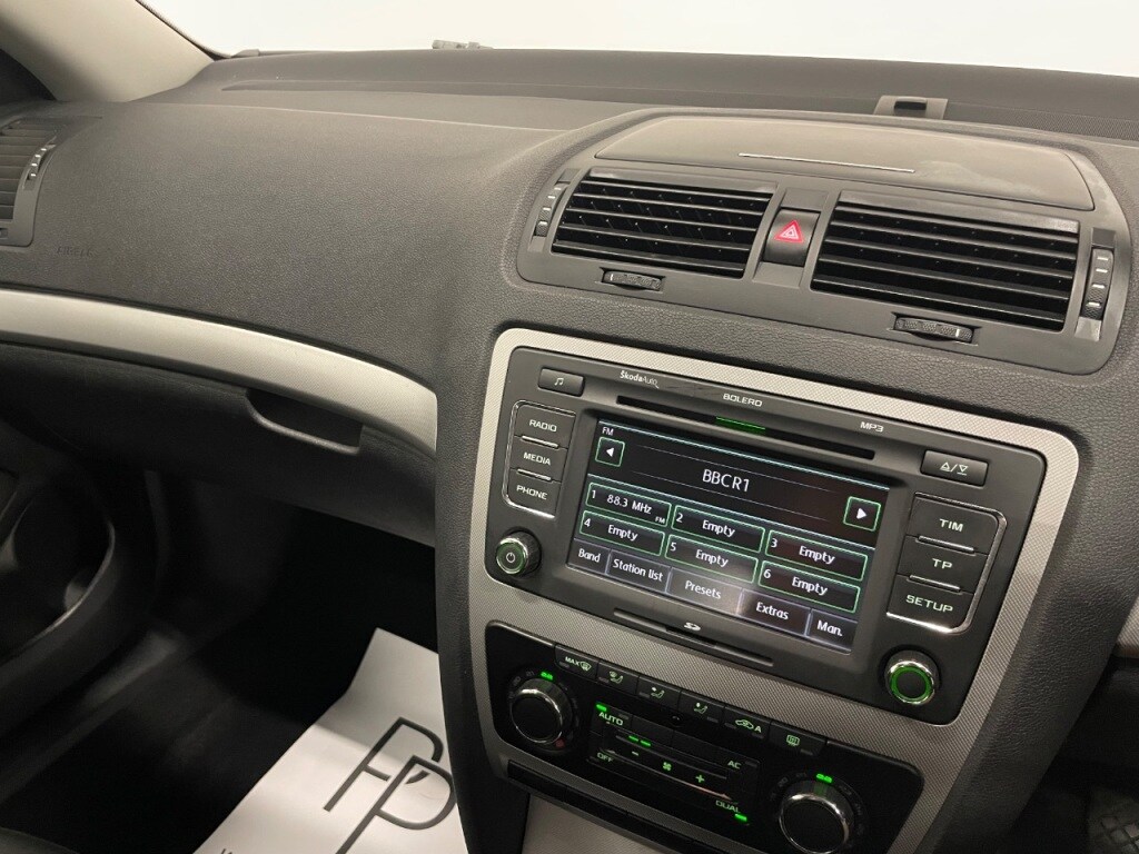 Used Skoda Octavia 2010 for sale - 76819862: Photo 22