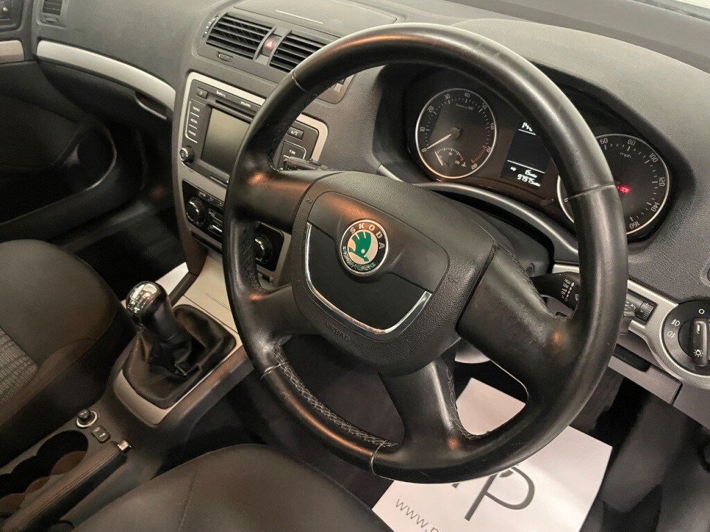 Used Skoda Octavia 2010 for sale - 76819862: Photo 23