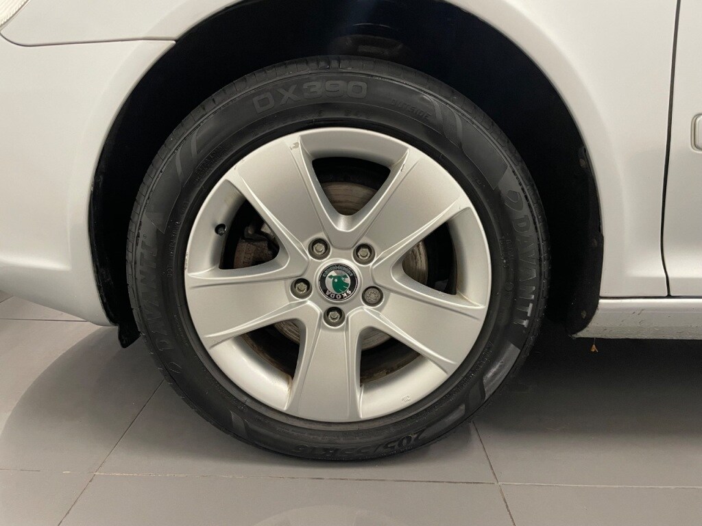 Used Skoda Octavia 2010 for sale - 76819862: Photo 32