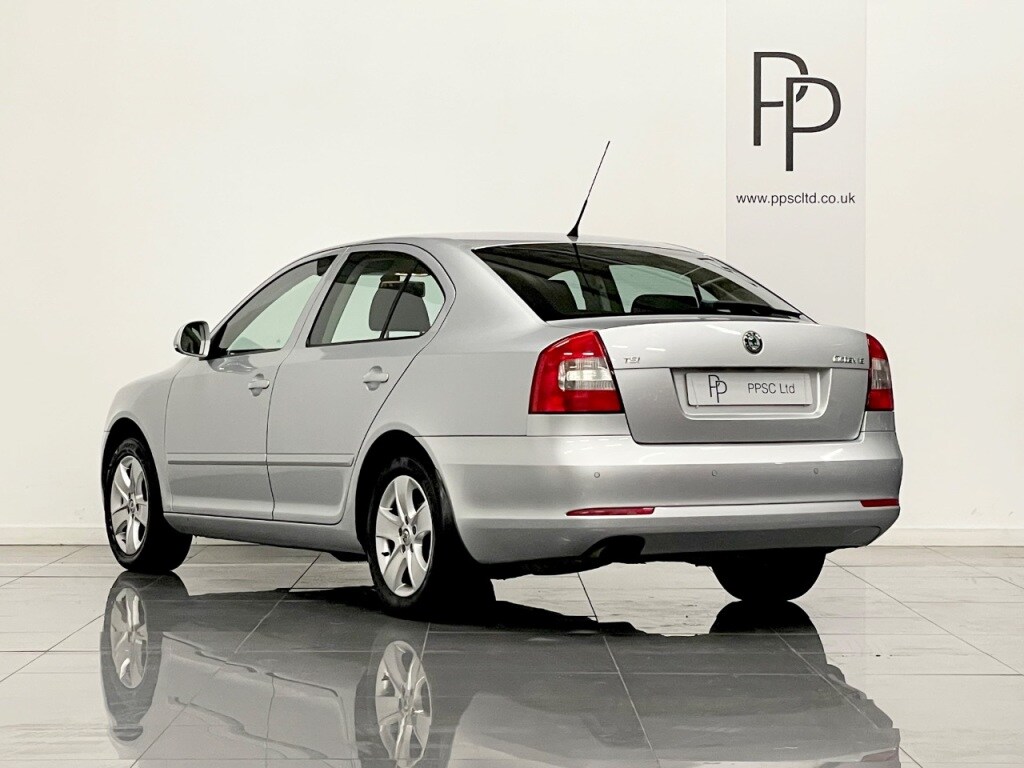 Used Skoda Octavia 2010 for sale - 76819862: Photo 8