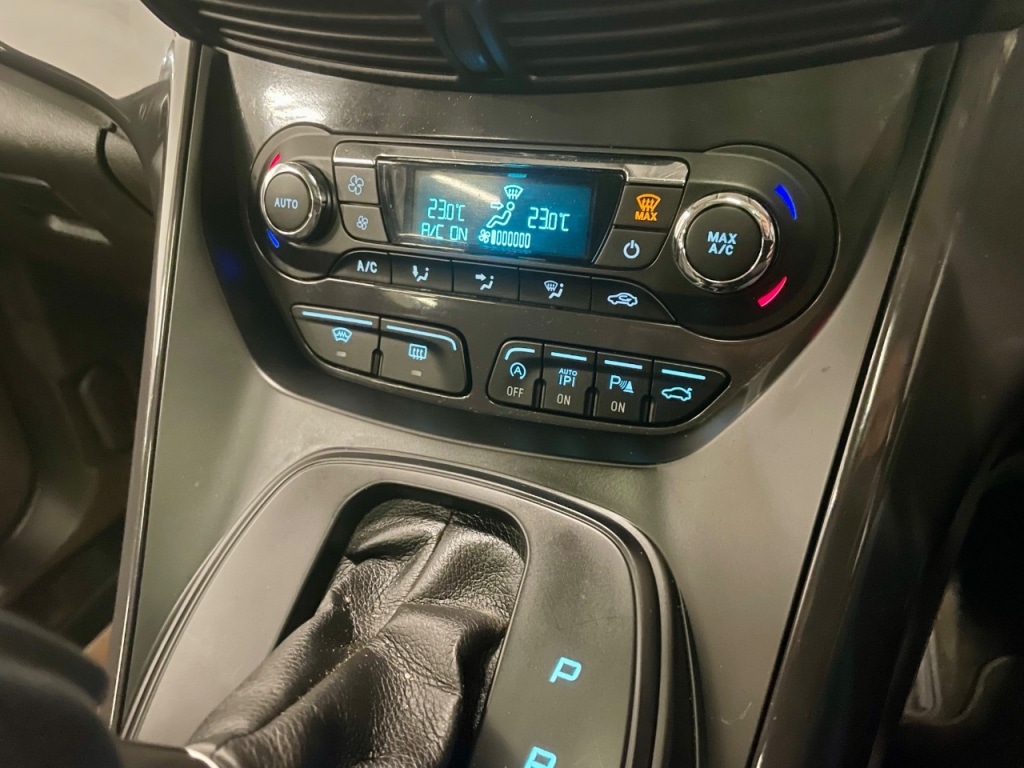 Used Ford Kuga 2015 for sale - 77451397: Photo 23