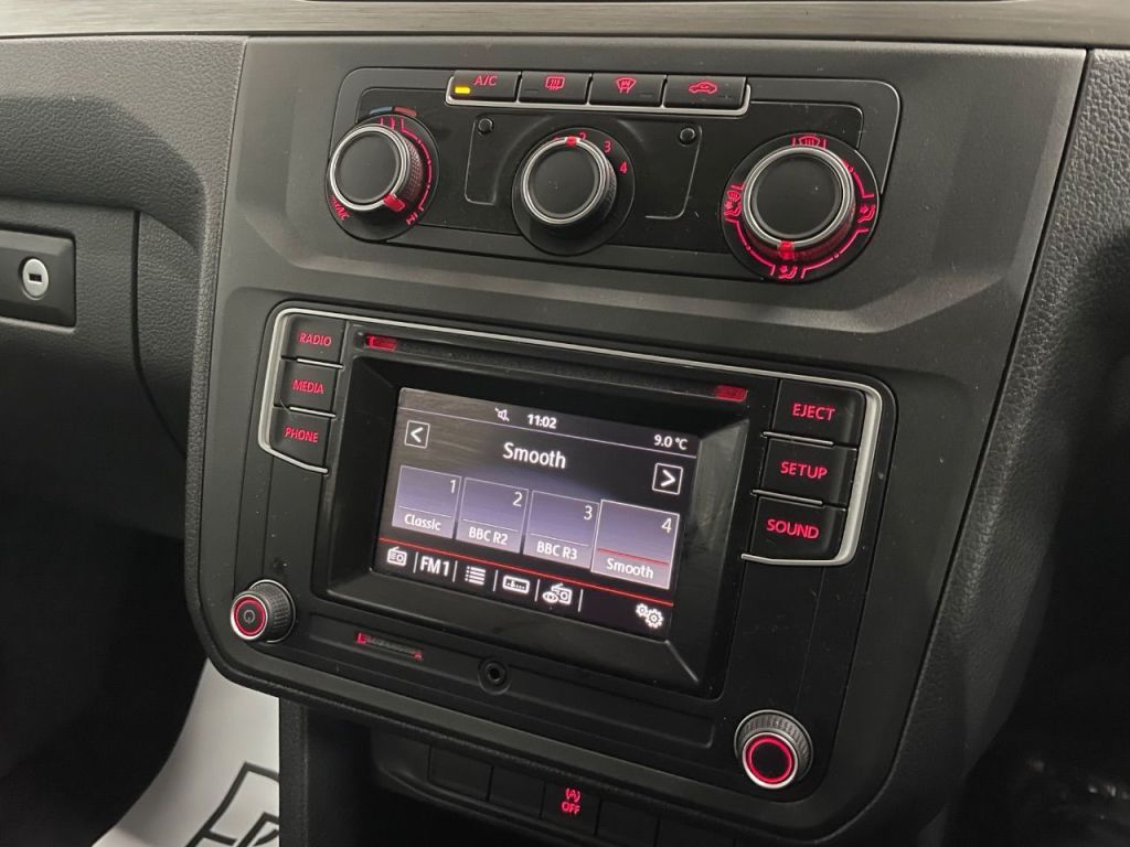 Used Volkswagen Caddy Maxi Life 2017 for sale - 77408761: Photo 25