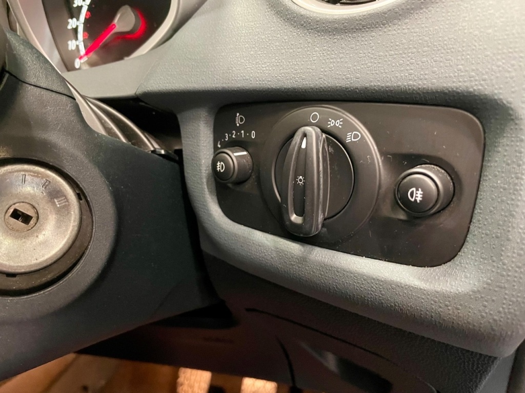 Used Ford Fiesta 2010 for sale - 77262484: Photo 20