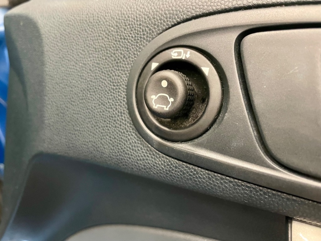 Used Ford Fiesta 2010 for sale - 77262484: Photo 21