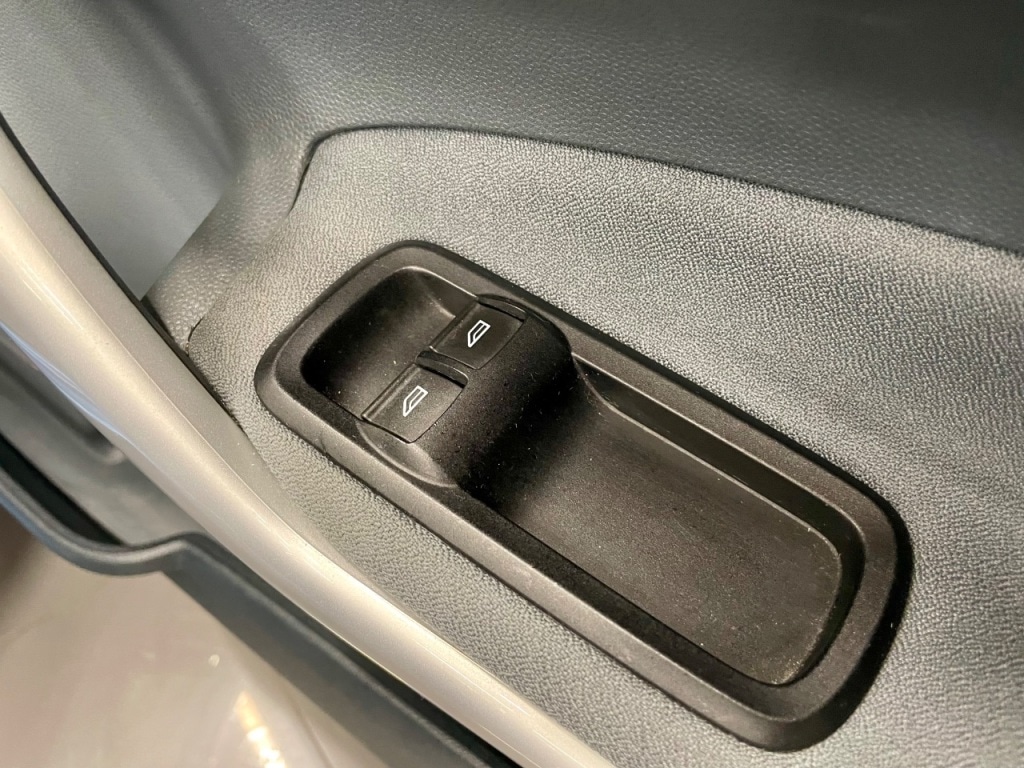 Used Ford Fiesta 2010 for sale - 77262484: Photo 22