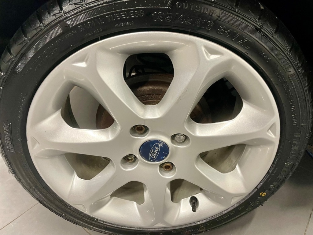 Used Ford Fiesta 2010 for sale - 77262484: Photo 25