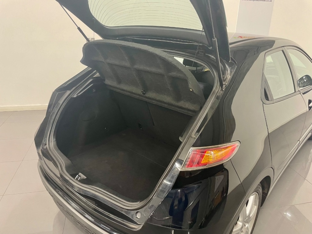 Used Honda Civic 2006 for sale - 77990244: Photo 10