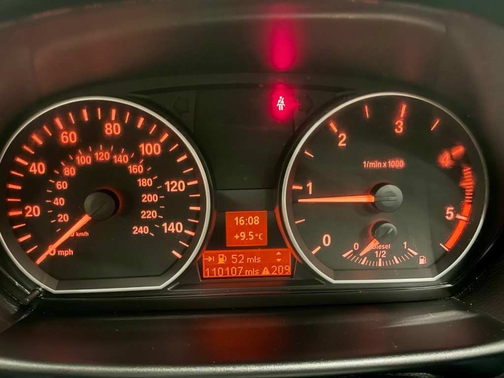 Used BMW 1 Series 2012 for sale - 77211617: Photo 17