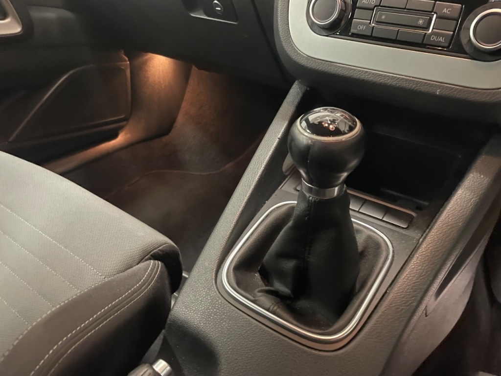 Used Volkswagen Scirocco 2010 for sale - 76972900: Photo 10